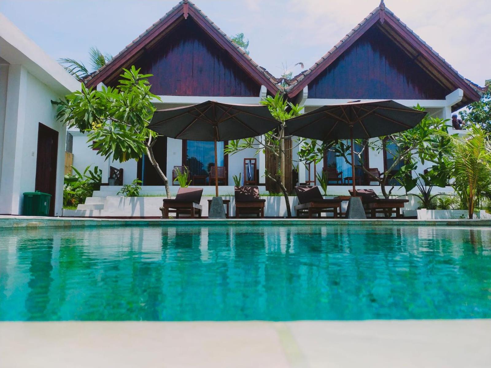 The Local Are Guling Villa Kuta  Exterior photo