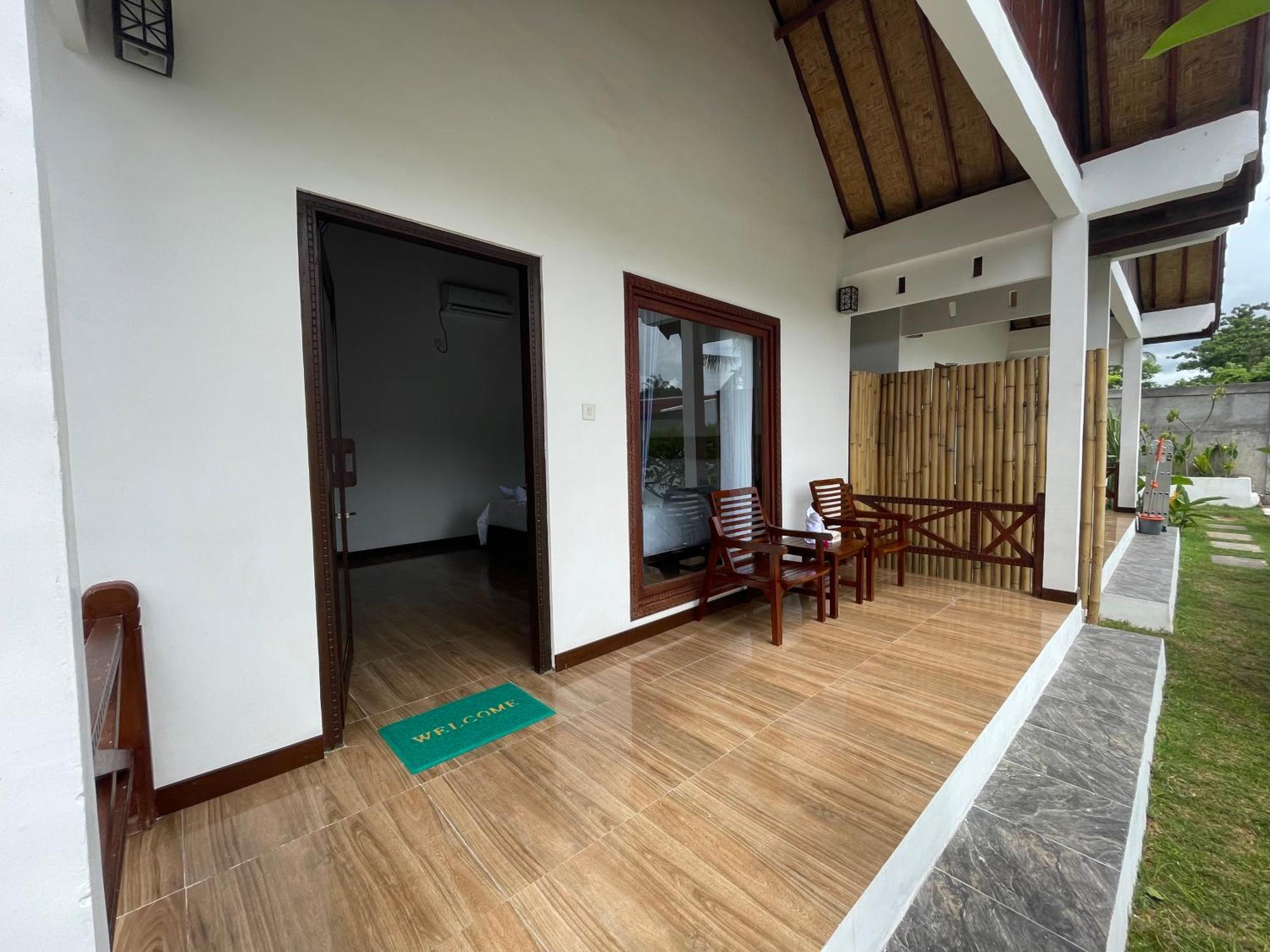 The Local Are Guling Villa Kuta  Exterior photo
